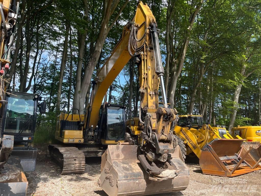 CAT 323 Paletli ekskavatörler