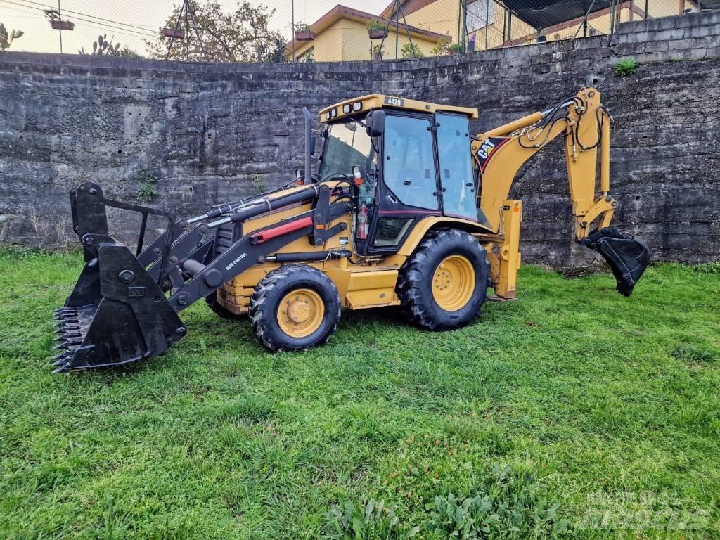CAT 442 D Kazıcı yükleyiciler - beko loder