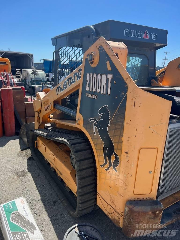 Mustang 2100RT Skid steer loderler