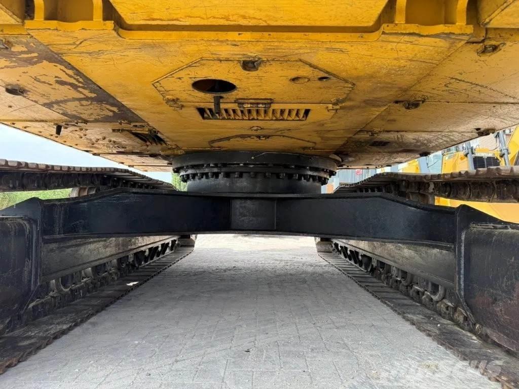 CAT 322CLN Paletli ekskavatörler