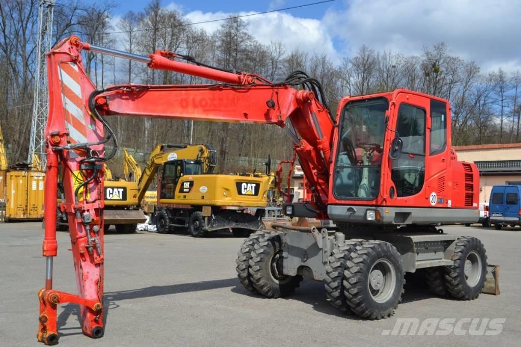 Komatsu PW 148-8 Lastik tekerli ekskavatörler