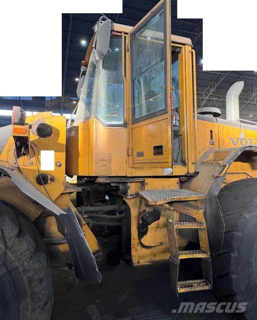 Volvo L 120 E Tekerlekli yükleyiciler
