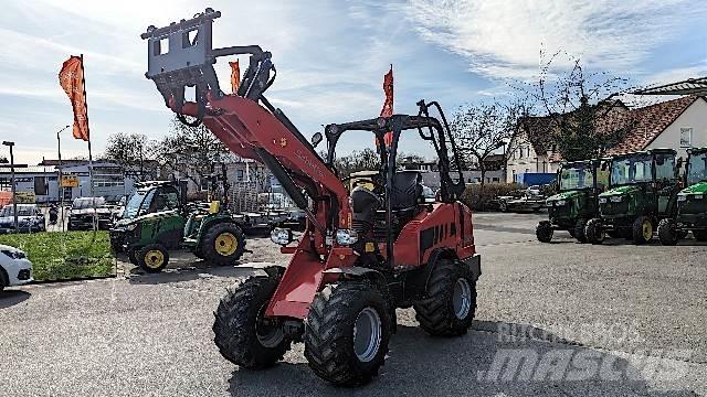 Schäffer 3650 Tarimsal teleskopik yükleyiciler