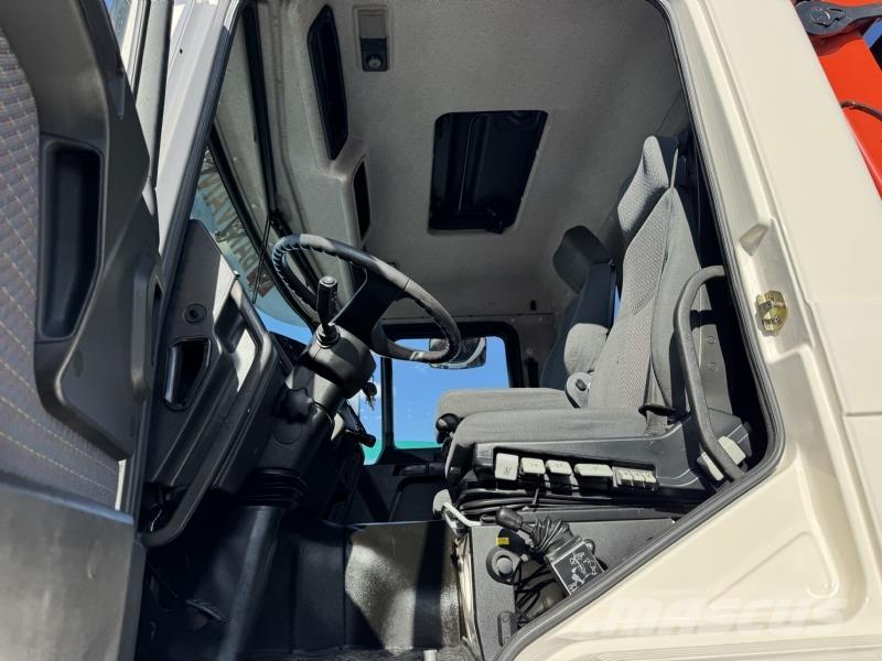 MAN 19.364 FAC Araç üzeri vinçler