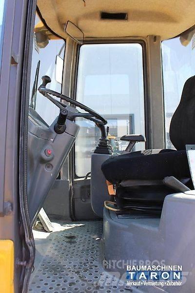 Volvo L30B Tekerlekli yükleyiciler