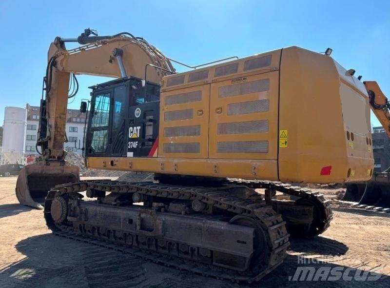 CAT 374FL Paletli ekskavatörler