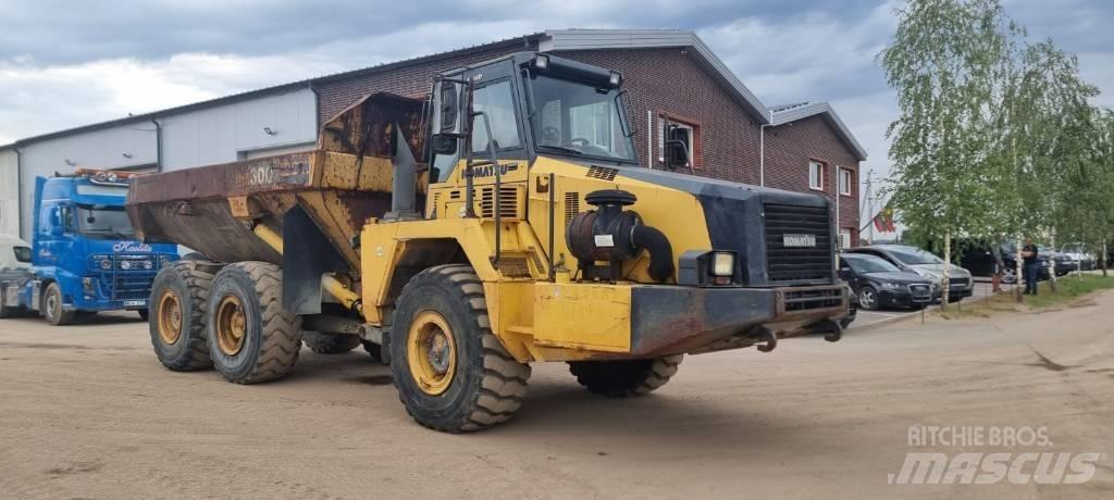 Komatsu HM 300-2 Belden kirma kaya kamyonu