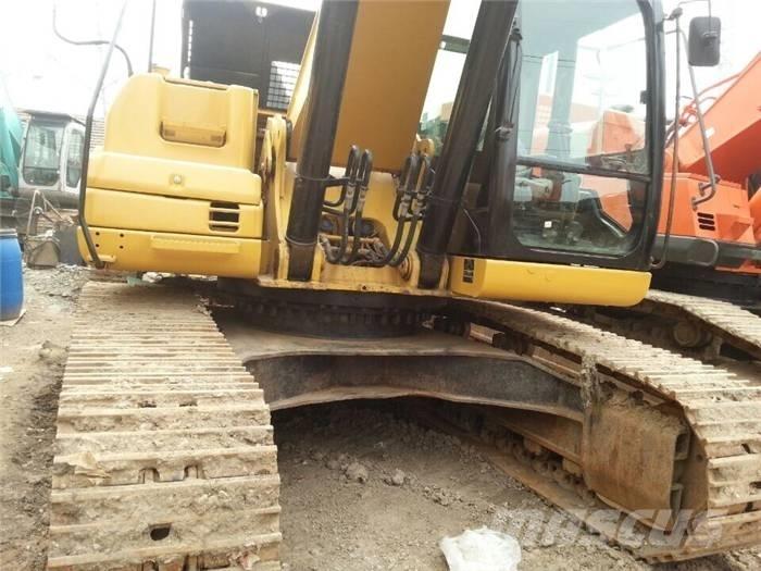 CAT 329 D L Paletli ekskavatörler