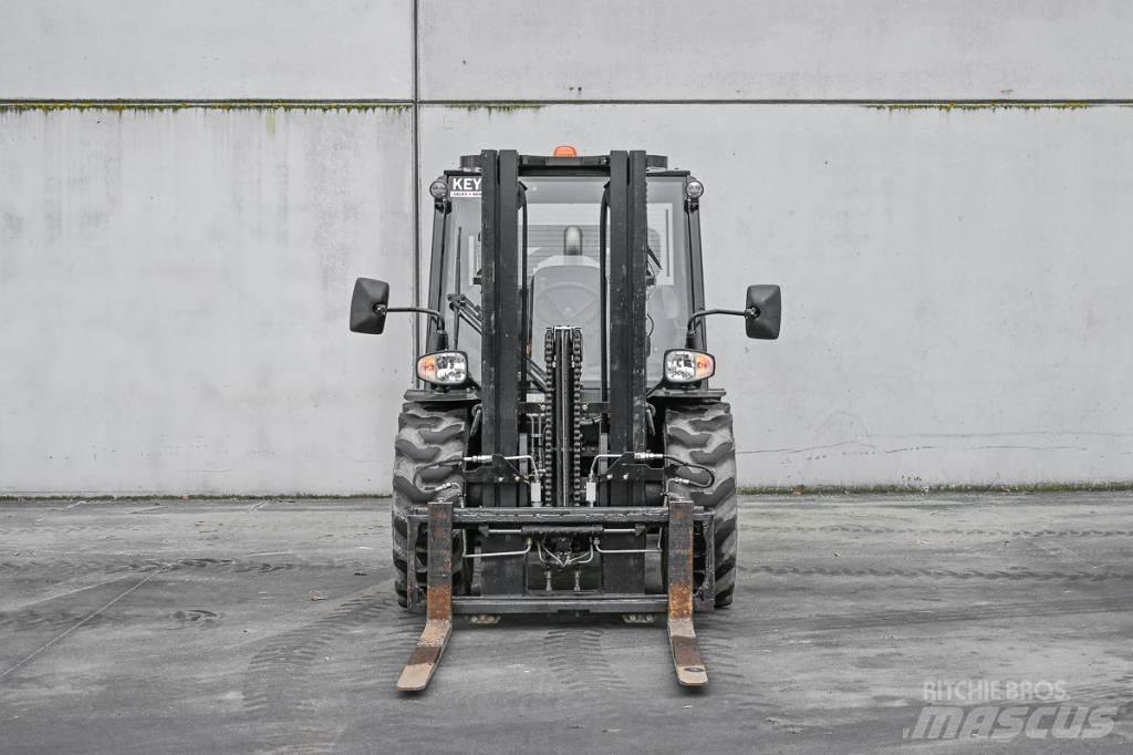 Manitou MC 25-4 Dizel forkliftler