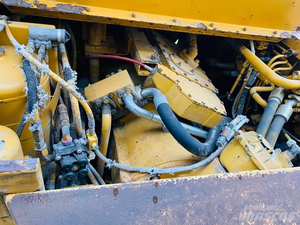 CAT D 25 C Belden kirma kaya kamyonu