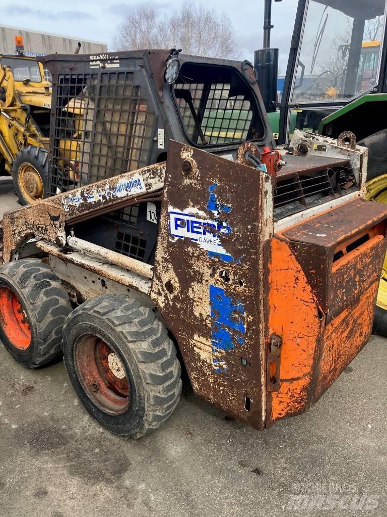 Bobcat 743 Skid steer loderler