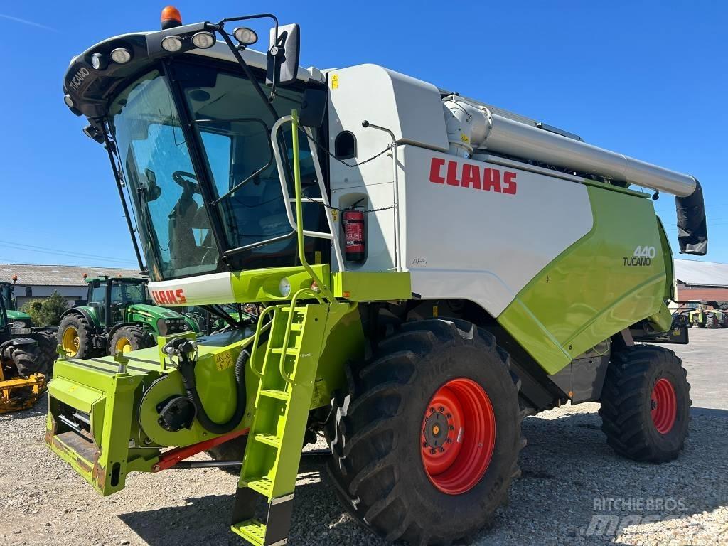 CLAAS Tucano 440 Biçerdöverler