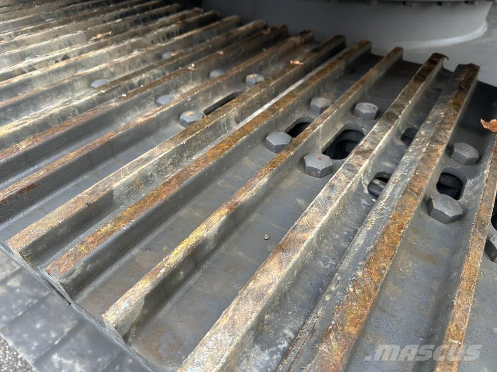 Volvo EC 250 EL Paletli ekskavatörler