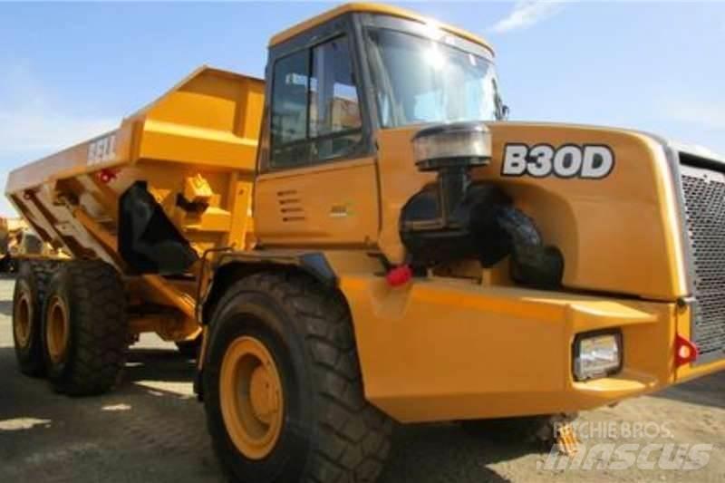 Bell B30D Belden kirma kaya kamyonu