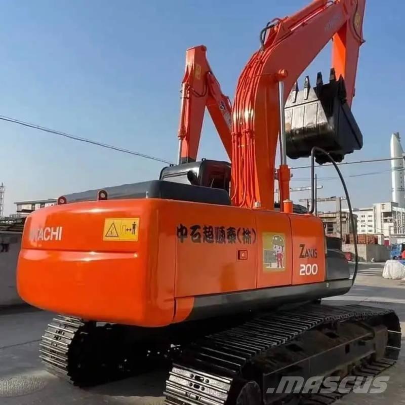 Hitachi ZX 200 Paletli ekskavatörler