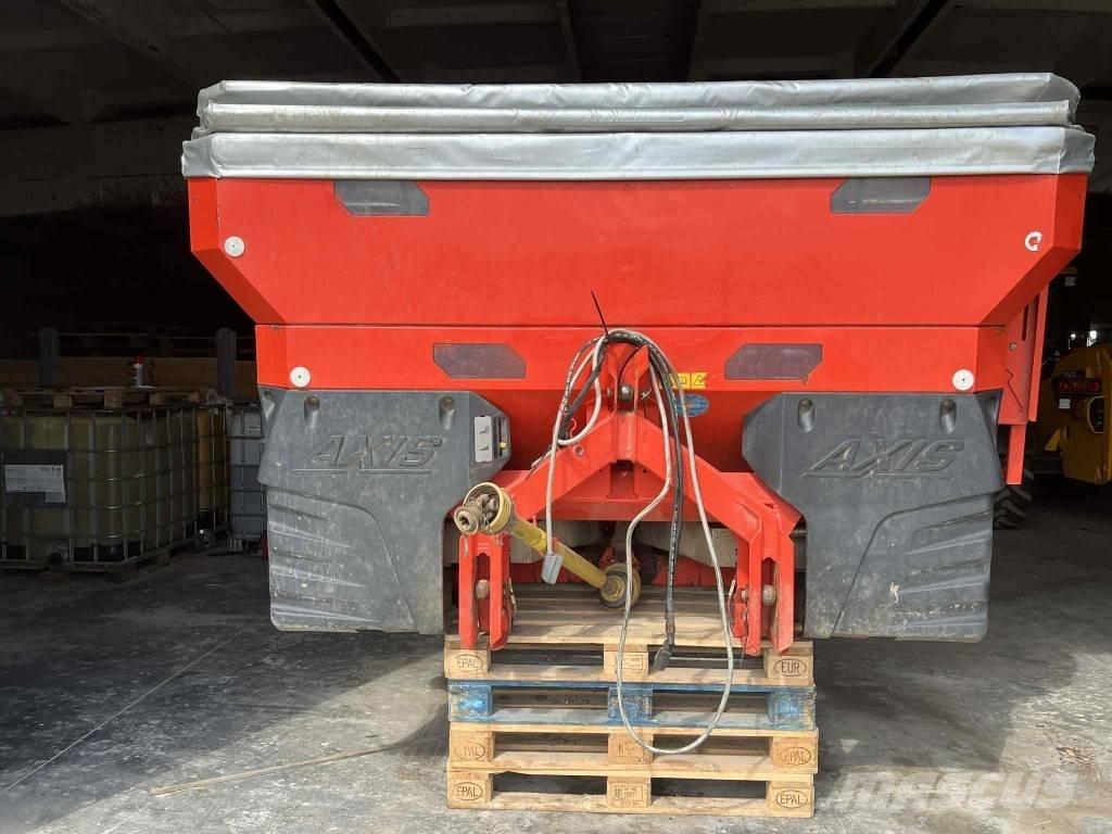 Kuhn 40.1W Mineral gübre dagiticilar