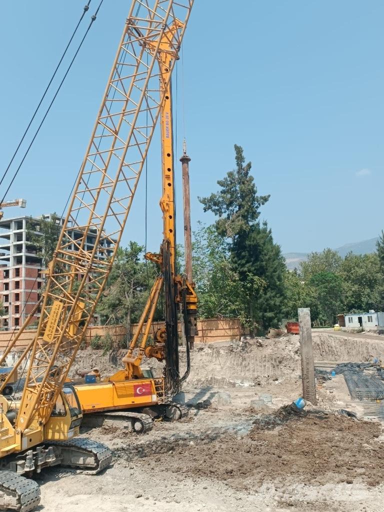 Bauer BG22V Kazik ve ankraj makinalari