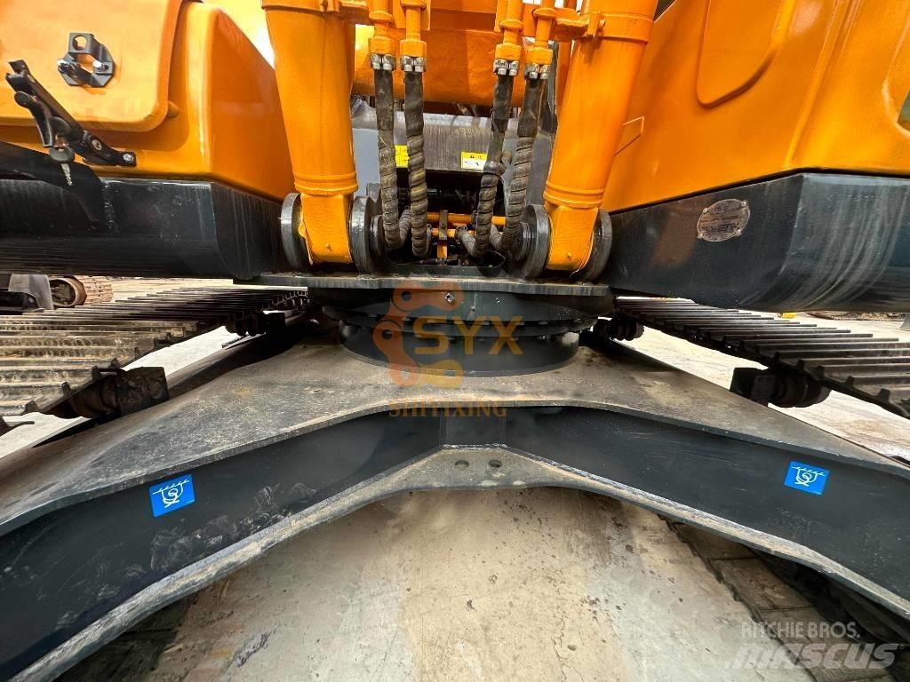 Hyundai R220 Paletli ekskavatörler