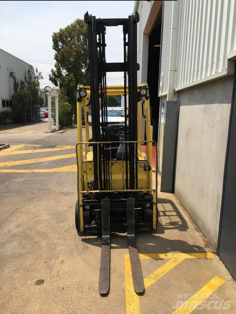 Hyster J1.8XNT Elektrikli forkliftler