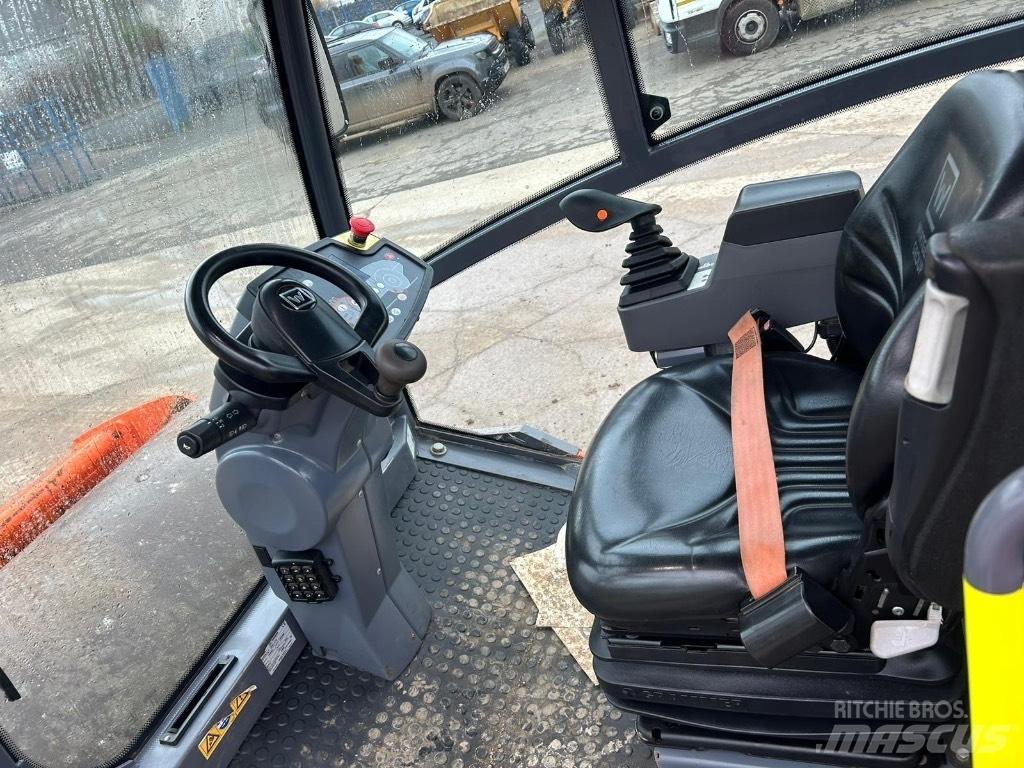 Hamm H13i Tek tamburlu silindirler