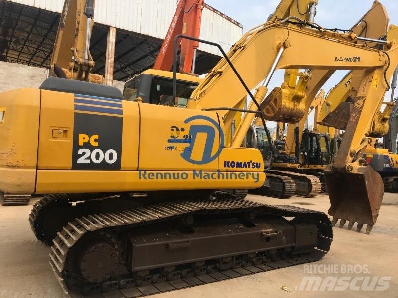 Komatsu PC200-7 Paletli ekskavatörler