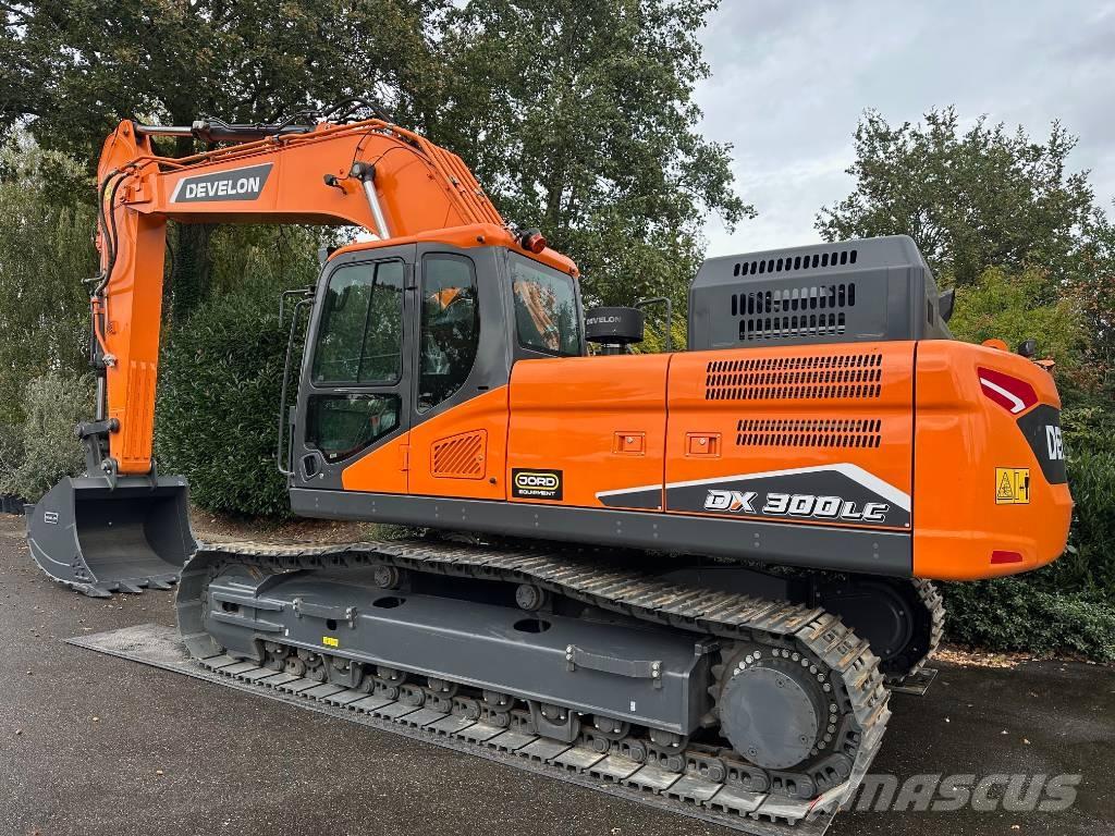 Develon DX 300 LC-7M Paletli ekskavatörler