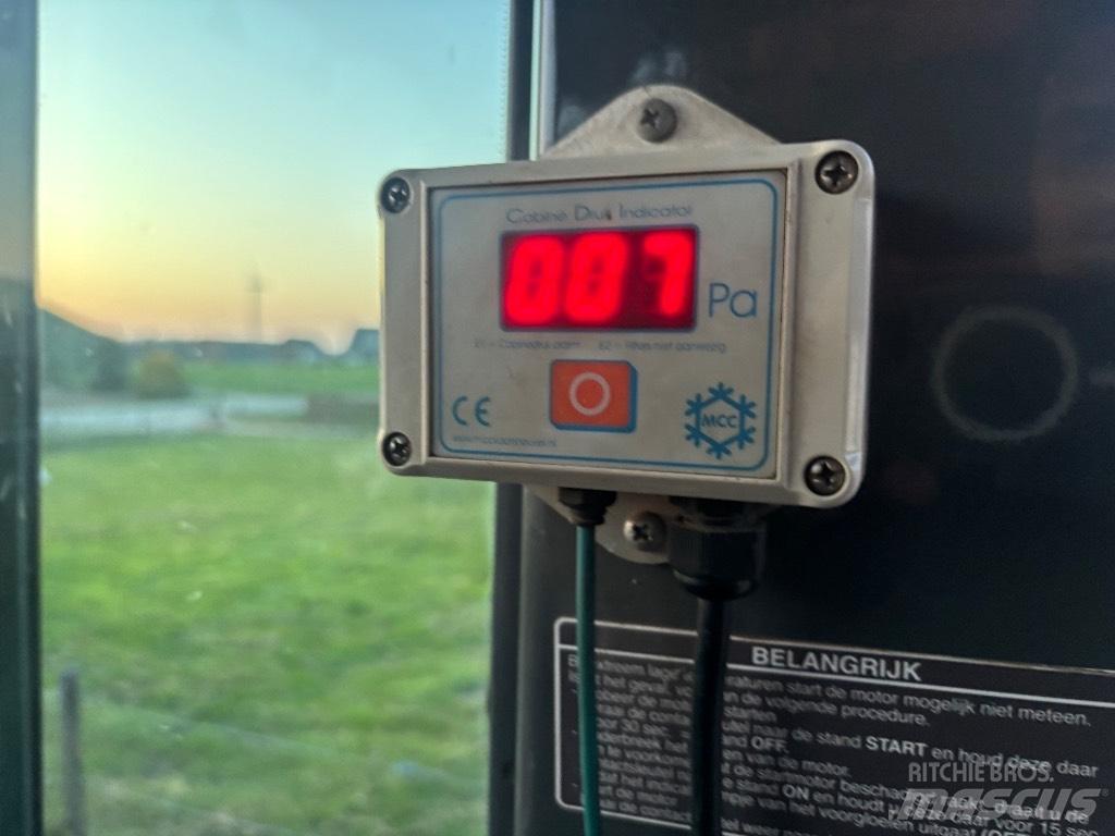 Hitachi ZX 140 W T-3 Lastik tekerli ekskavatörler