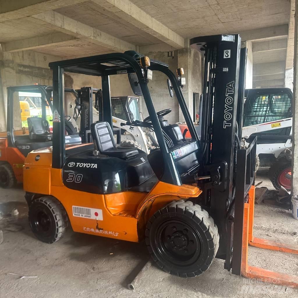 Toyota FD 30 Dizel forkliftler