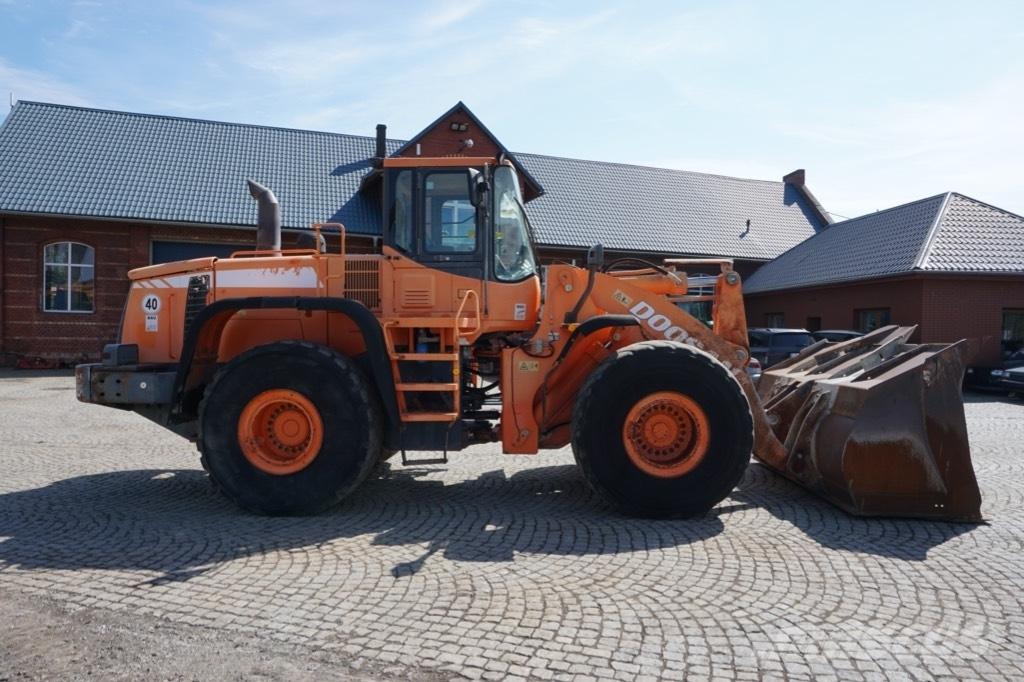 Doosan DL 400 Tekerlekli yükleyiciler