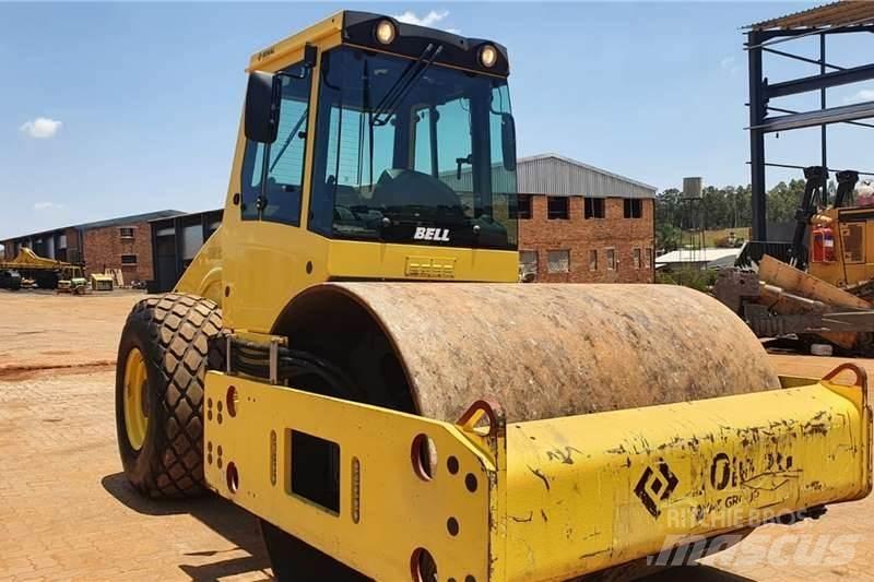 Bomag BW212D-40 Kombine silindirler