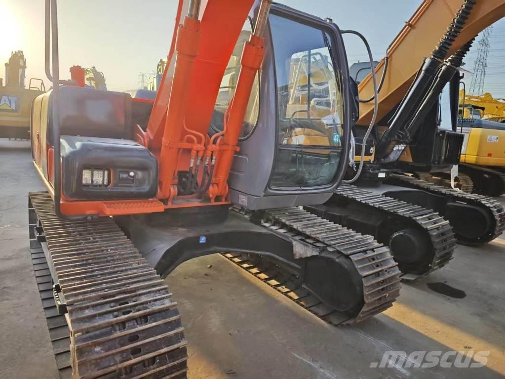 Hitachi ZX 120 Paletli ekskavatörler