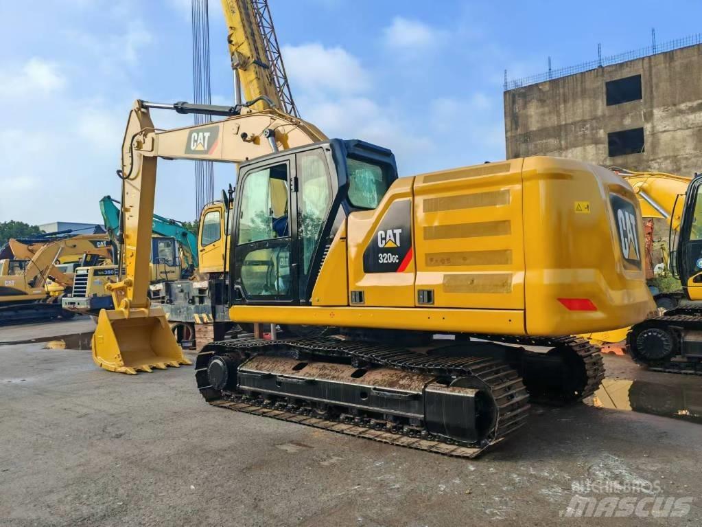 CAT 320 GC Paletli ekskavatörler