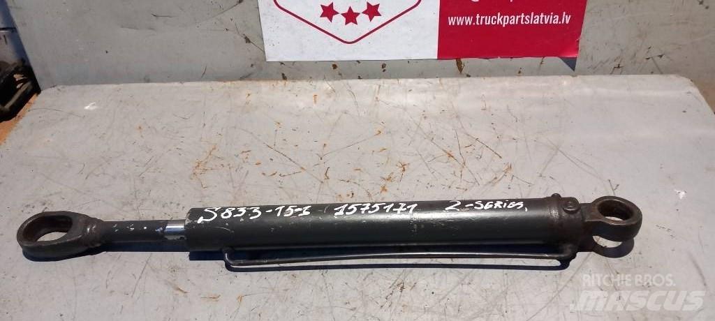 Scania 113.    1575171 Hidrolik