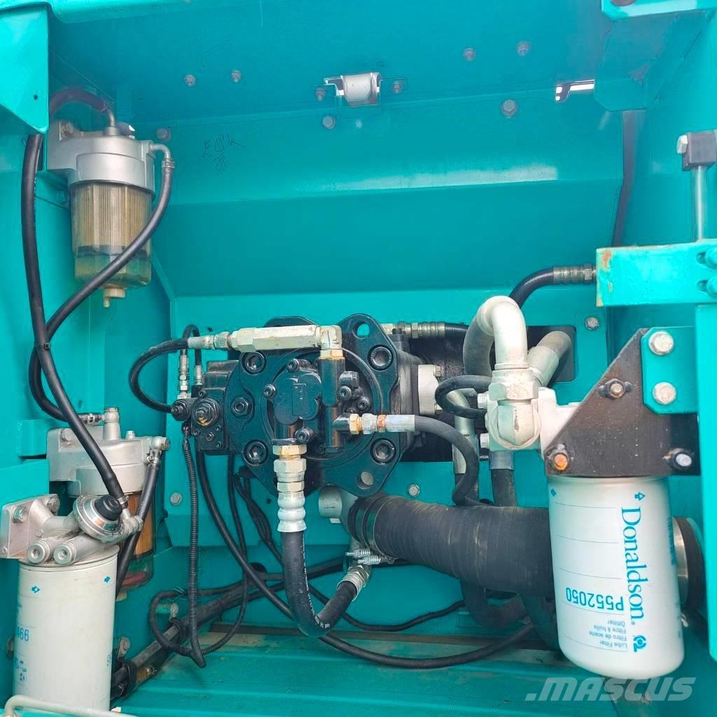 Kobelco SK 200 Paletli ekskavatörler