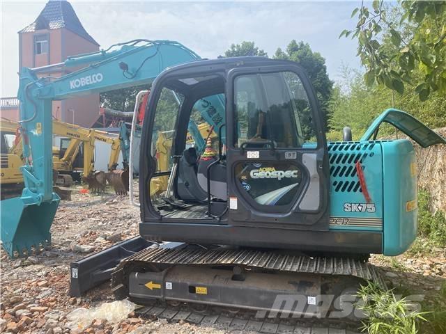 Kobelco SK 130 Paletli ekskavatörler