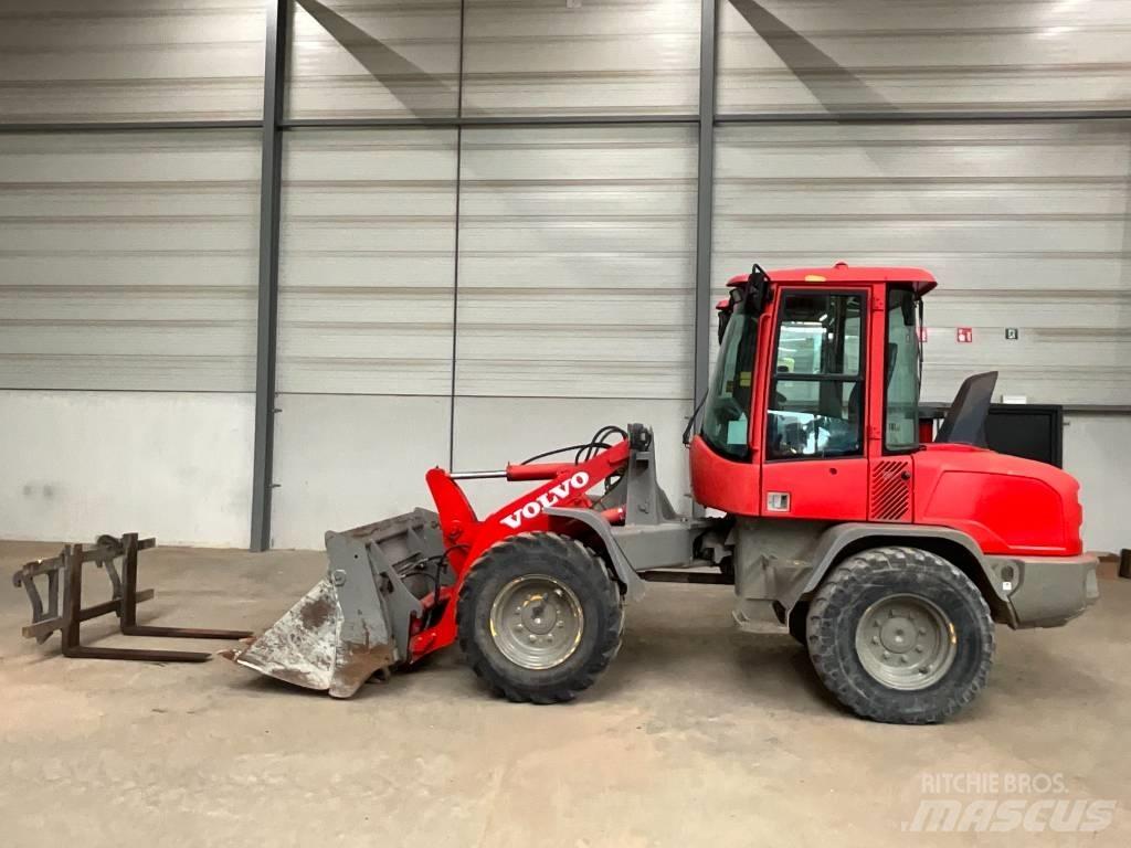 Volvo L 30 G Tekerlekli yükleyiciler