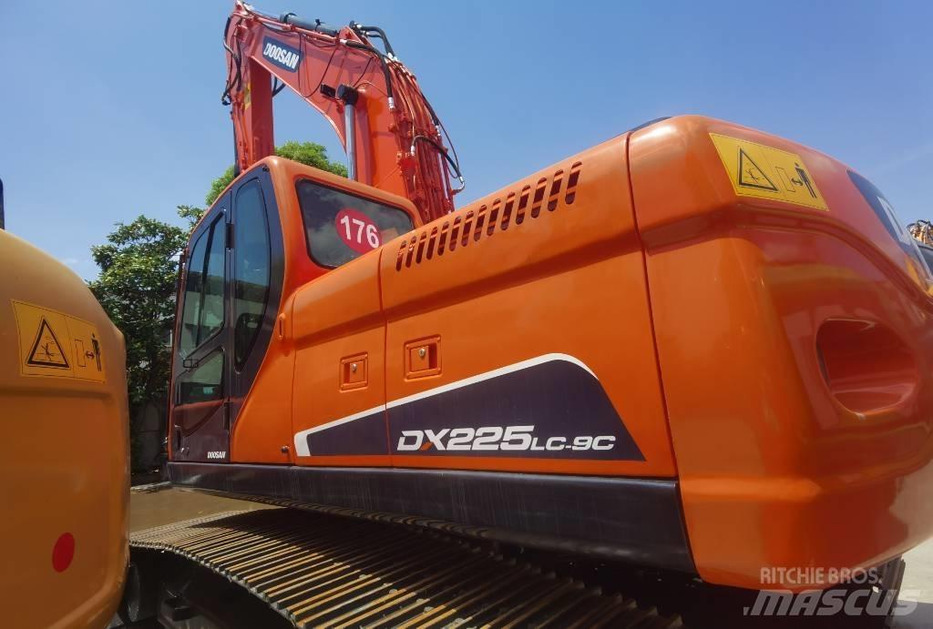 Doosan 225lc-9s Paletli ekskavatörler