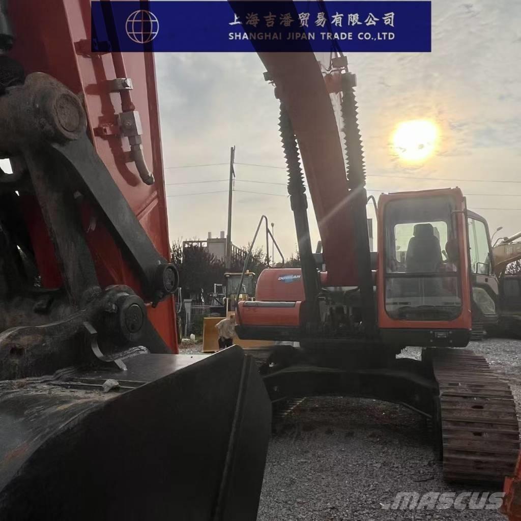 Doosan DH 300 Paletli ekskavatörler