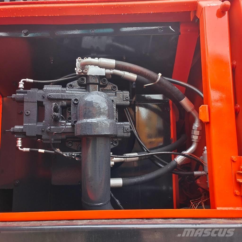 Doosan DX 340 LC Paletli ekskavatörler