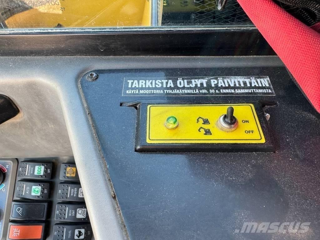 Yanmar Vio 80 Paletli ekskavatörler