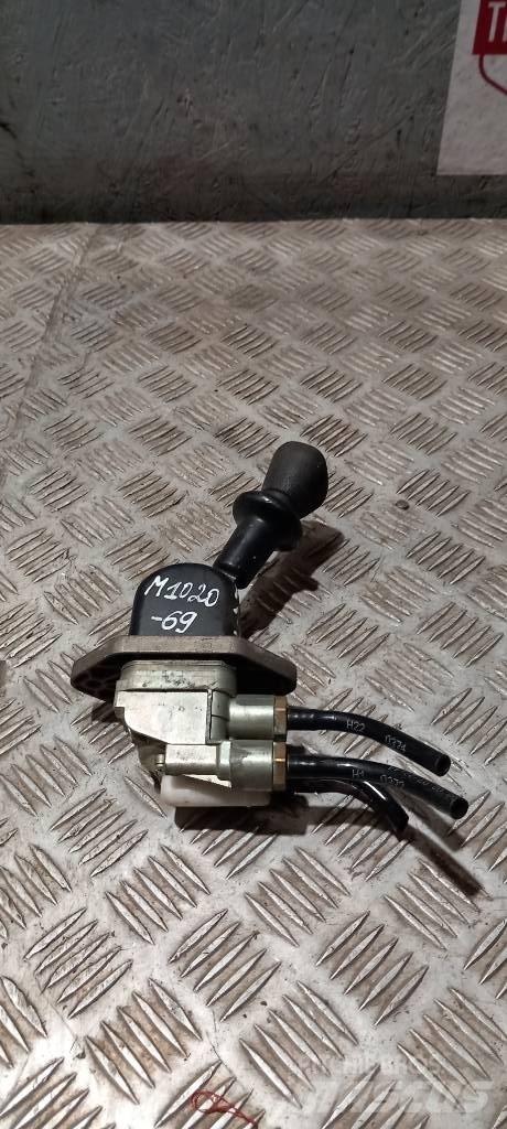 MAN TGA  81523156171 Kabinler