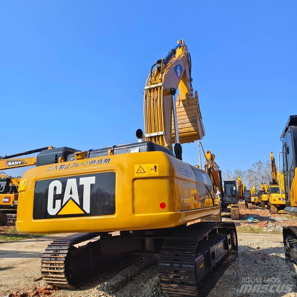 CAT 330D2 Paletli ekskavatörler