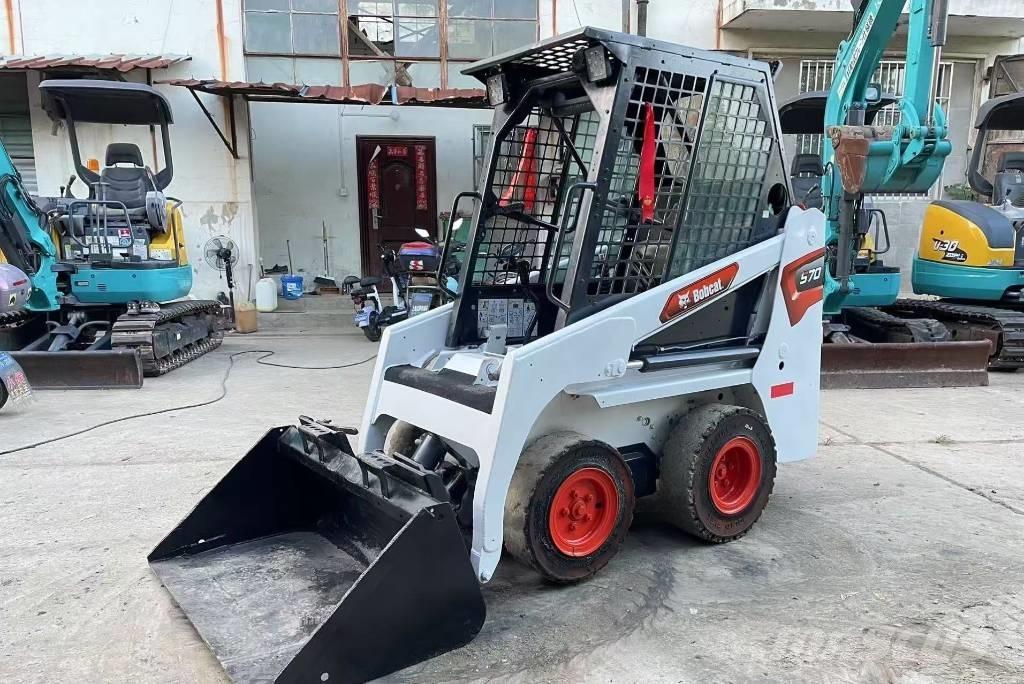 Bobcat S 70 Skid steer loderler