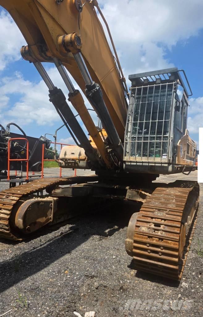 Hyundai HX 520 L Paletli ekskavatörler