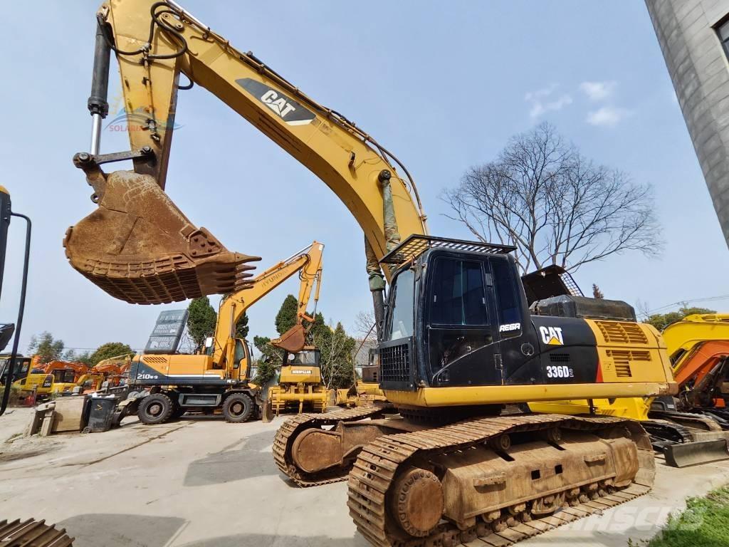 CAT 336D2 Paletli ekskavatörler