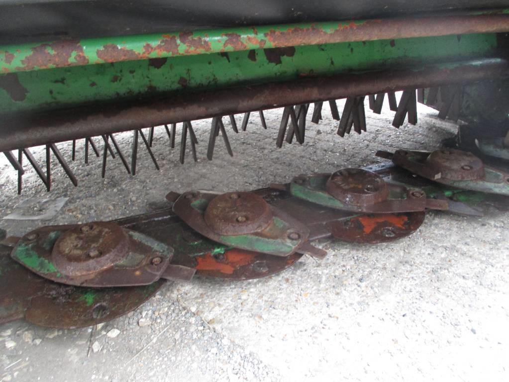 John Deere 324 A Diskli çayir biçme makinasi