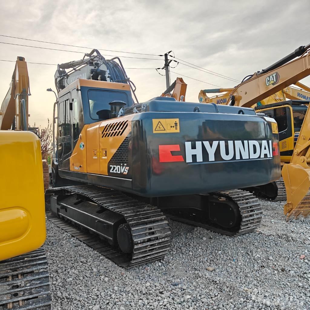 Hyundai 220VS Paletli ekskavatörler