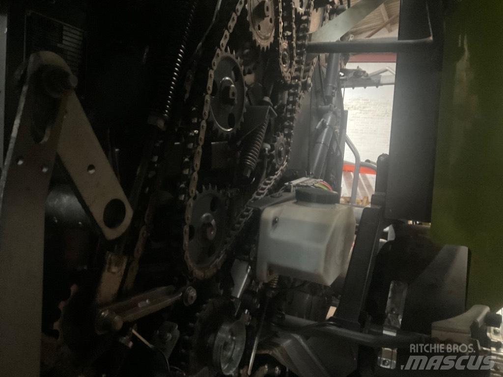 CLAAS Uniwrap 455 Rulo balya makinalari