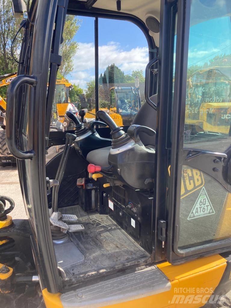 JCB 8026 CTS Mini ekskavatörler, 7 tona dek