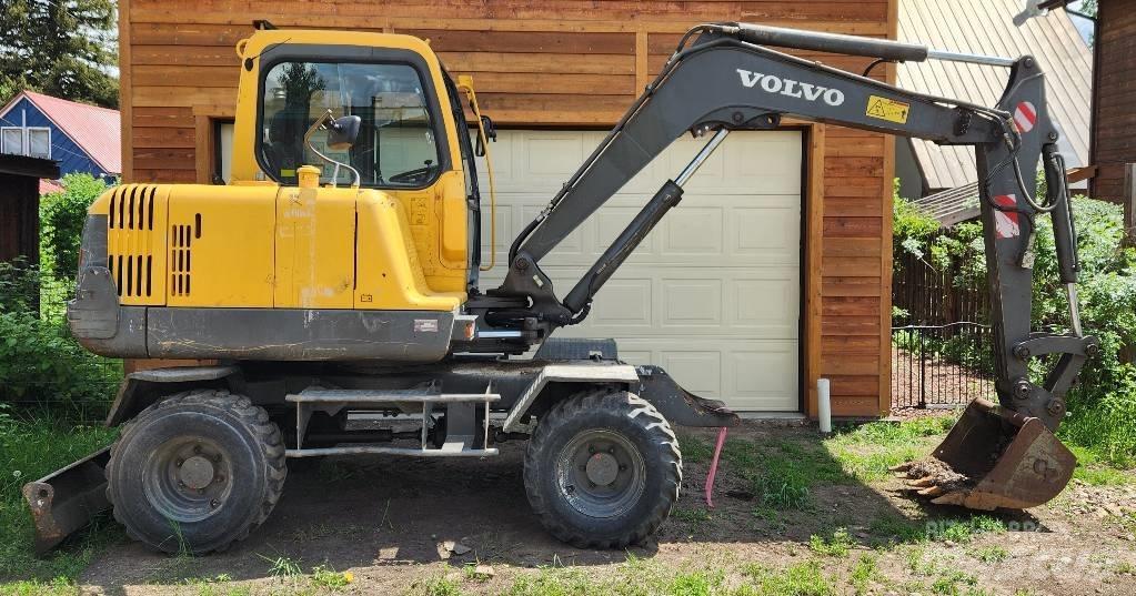 Volvo EW55B Lastik tekerli ekskavatörler